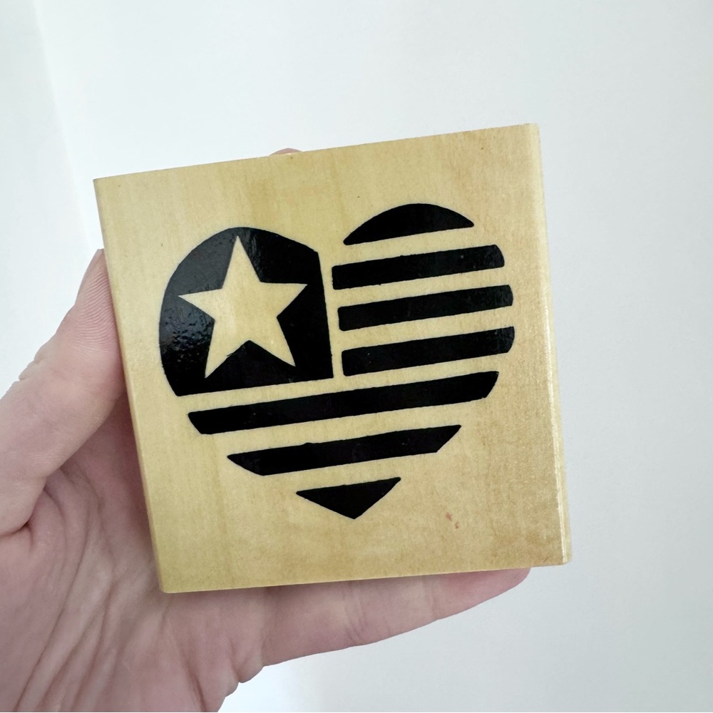 1999 Anita’s American Flag Heart Wooden Stamp